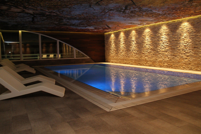 piscine-hotel-oree-du-bois-vittel-3 piscine-hotel-oree-du-bois-vittel-3