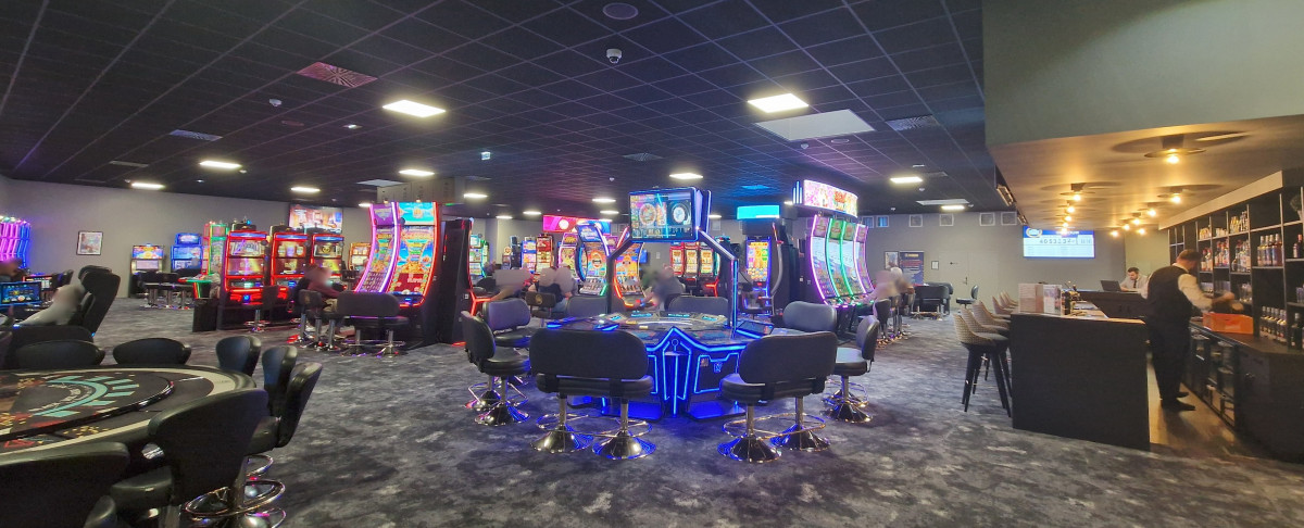 casino-de-vittel-salle-flout-e-3737055