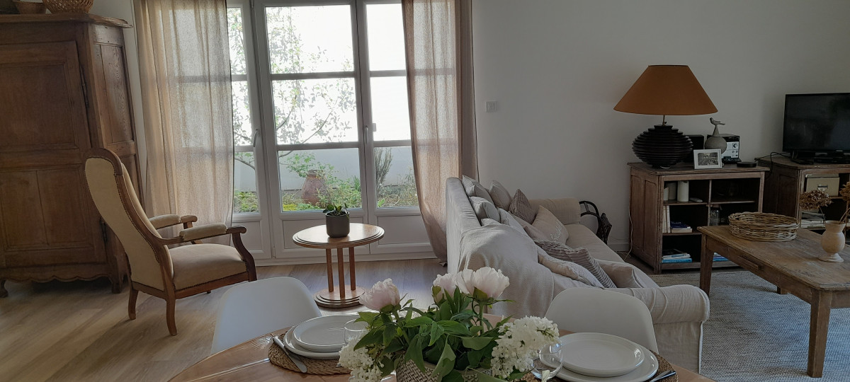 748001838_9 748001838_9