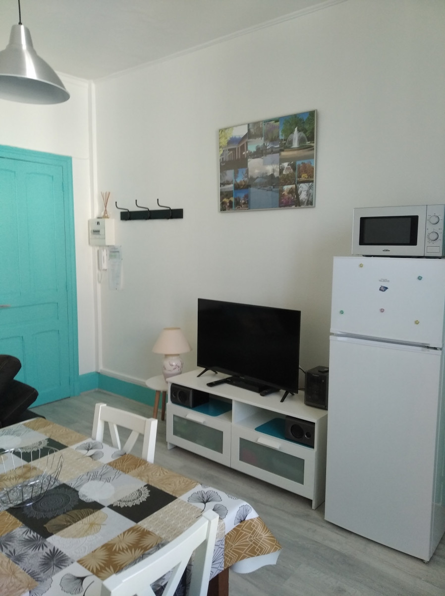 meuble-auburtin-roge-vittel-1 meuble-auburtin-roge-vittel-1