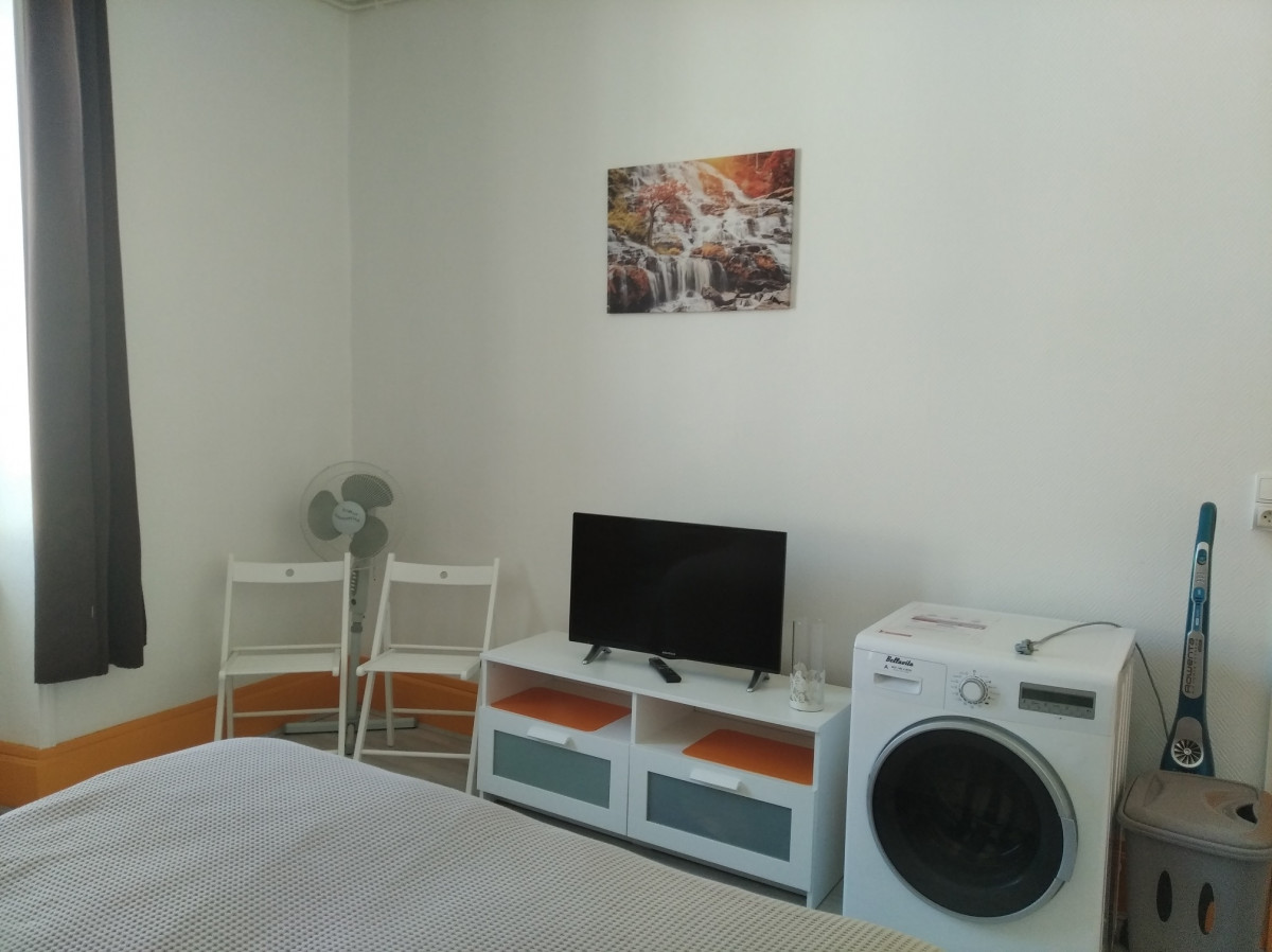 meuble-auburtin-roge-vittel-2 meuble-auburtin-roge-vittel-2