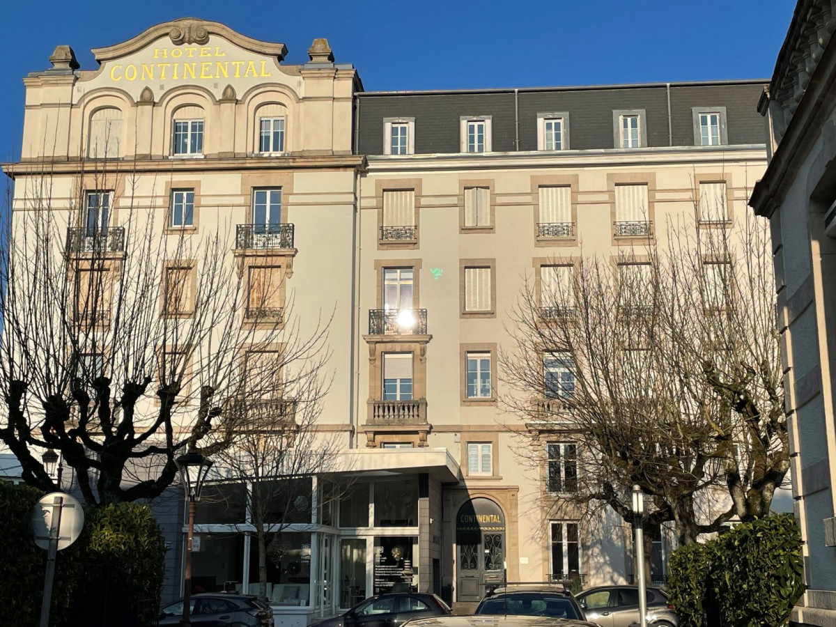 748002213_10 748002213_10