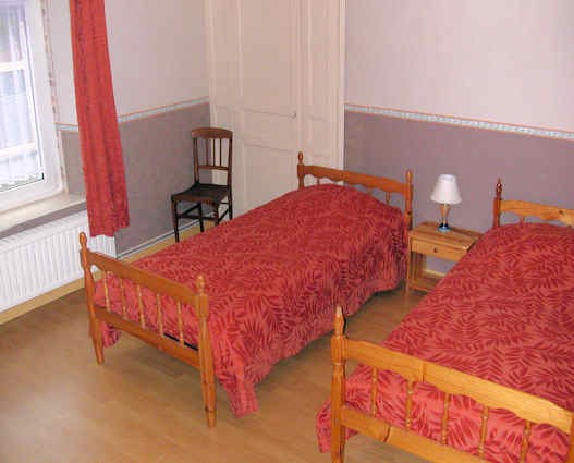 chambre_meuble_billet_contrexeville
