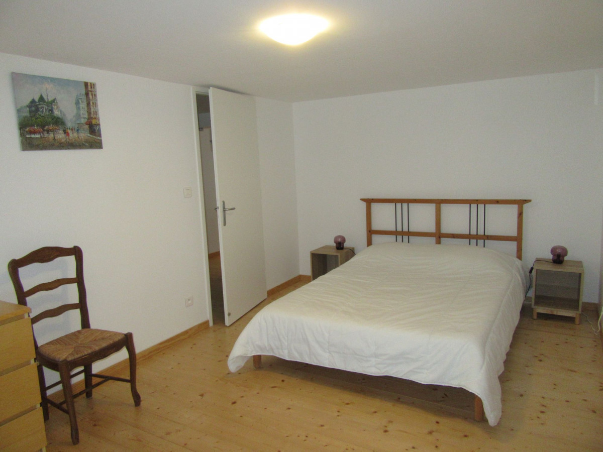 748003887_5 748003887_5