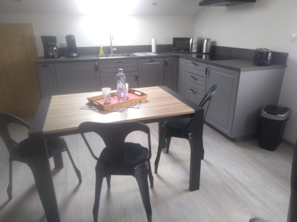 meuble-levieux-meleze-contrex-vosges-3 meuble-levieux-meleze-contrex-vosges-3