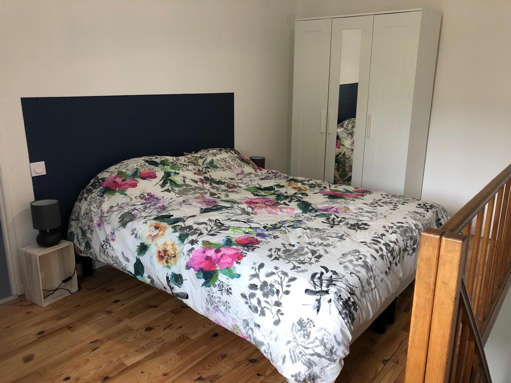 748003520_5 748003520_5