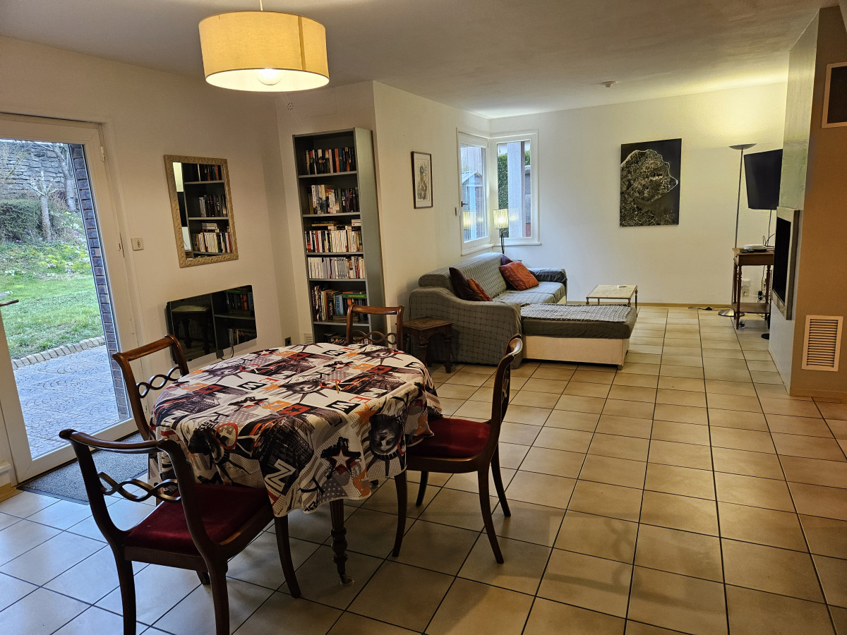 748003802_10 748003802_10