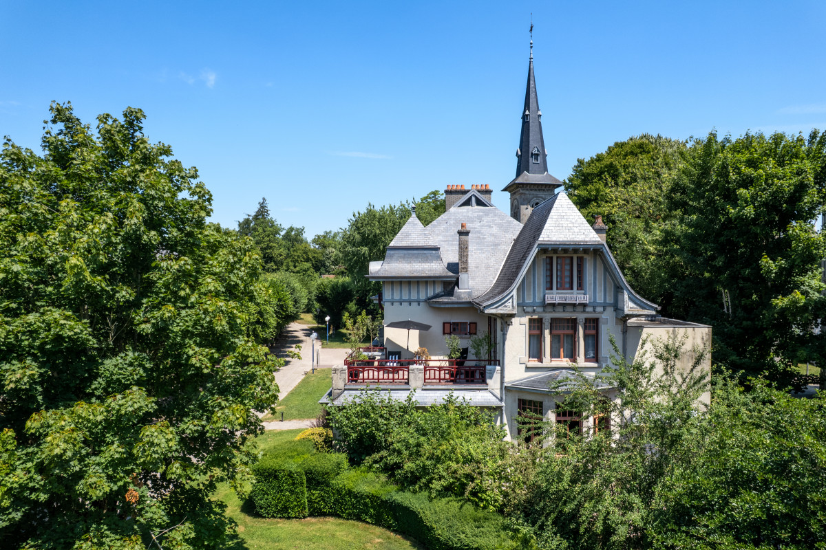 748004012_4 748004012_4