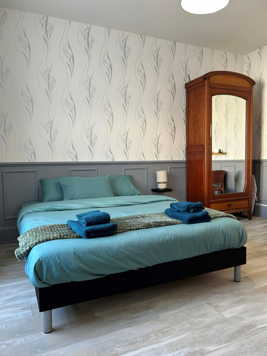 748004063_6 748004063_6