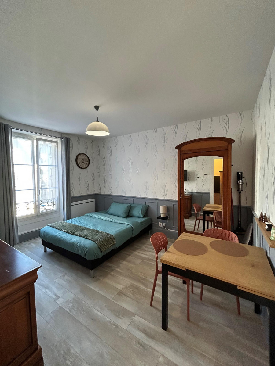 748004063_8 748004063_8