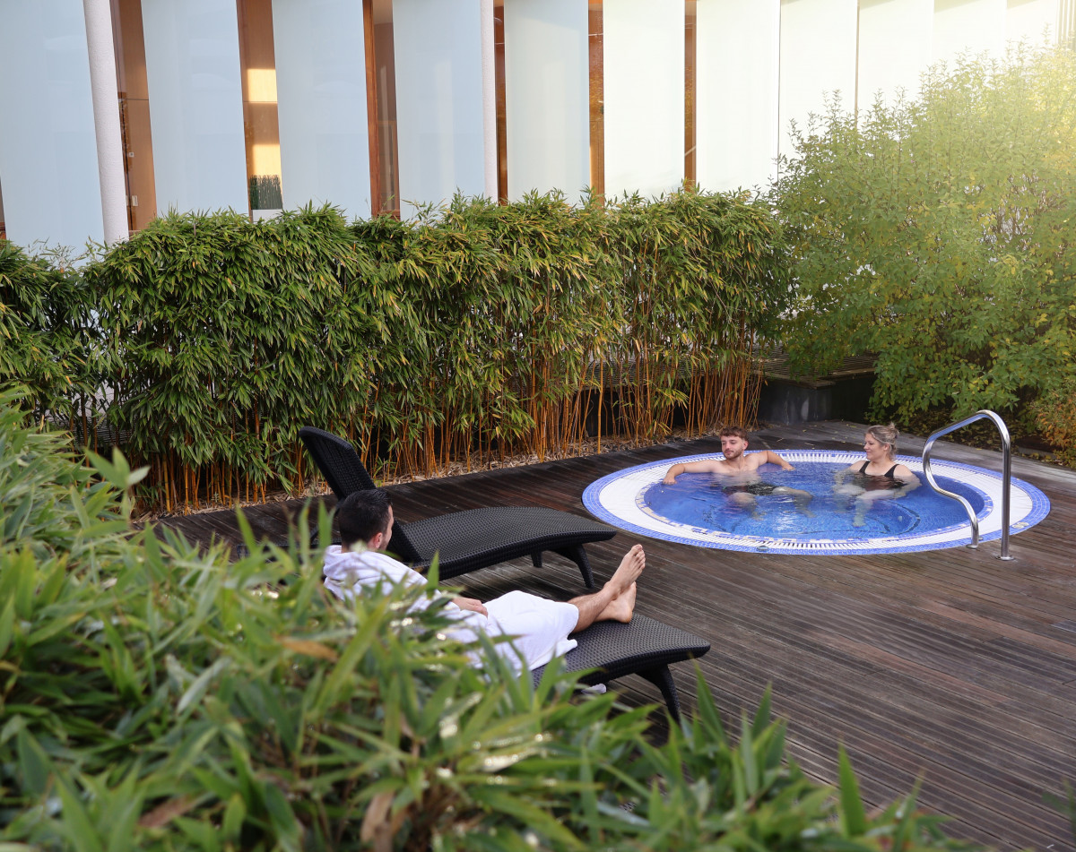 slin-photo-bain-remous-3-3803652 slin-photo-bain-remous-3-3803652