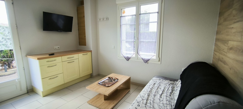 748001411_5 748001411_5