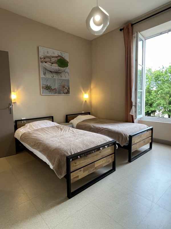 748001523_8 748001523_8