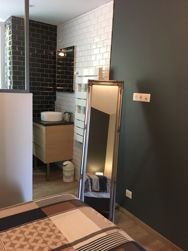 meuble-laroche-apt2-vittel-vosges-1 meuble-laroche-apt2-vittel-vosges-1