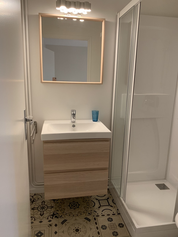 748002609_9 748002609_9