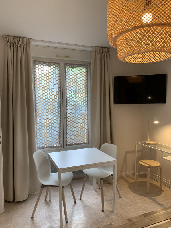 748002610_6 748002610_6