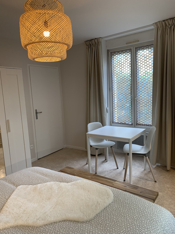 748002610_10 748002610_10