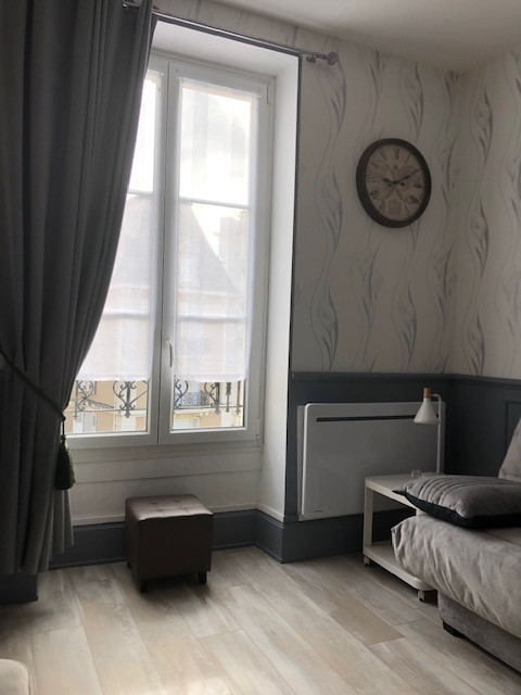 748003861_4 748003861_4