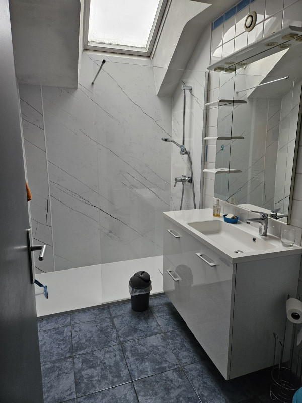 748003802_9 748003802_9