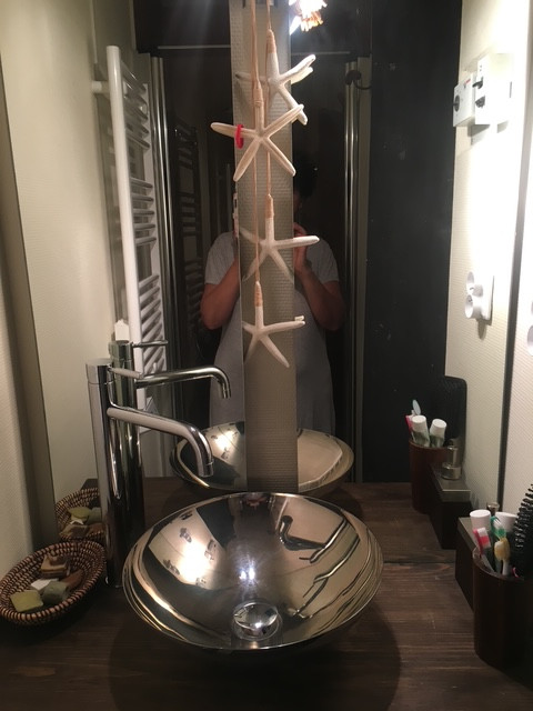 748004179_8 748004179_8