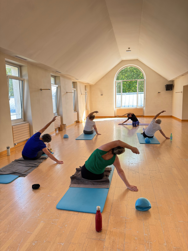 stretching-3790530
